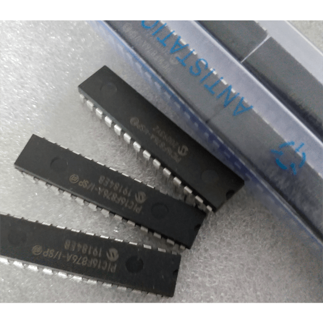 Микроконтроллер PIC16F876A-I/SP [DIP-28] в Горно-Алтайске